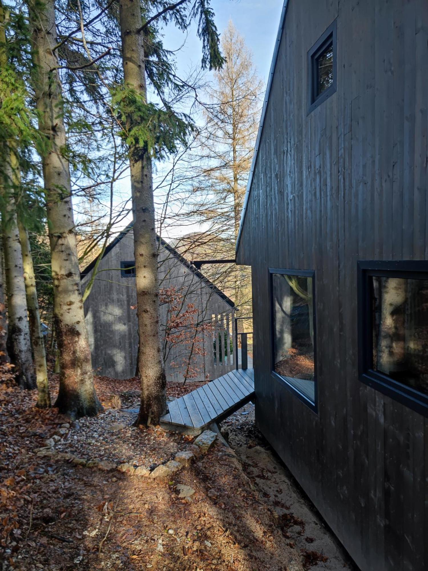 Slow Huts * Miedzygorze